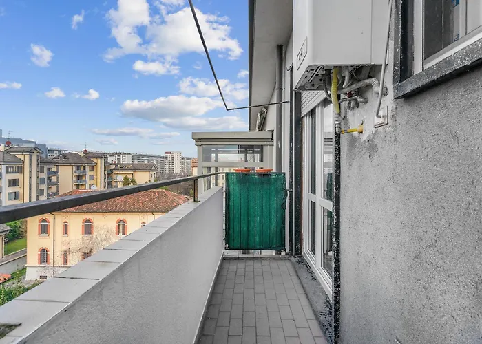 Rog27-Large Apartment With Transport Close To Home-